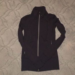 Lululemon Fitted Zipup Jacket